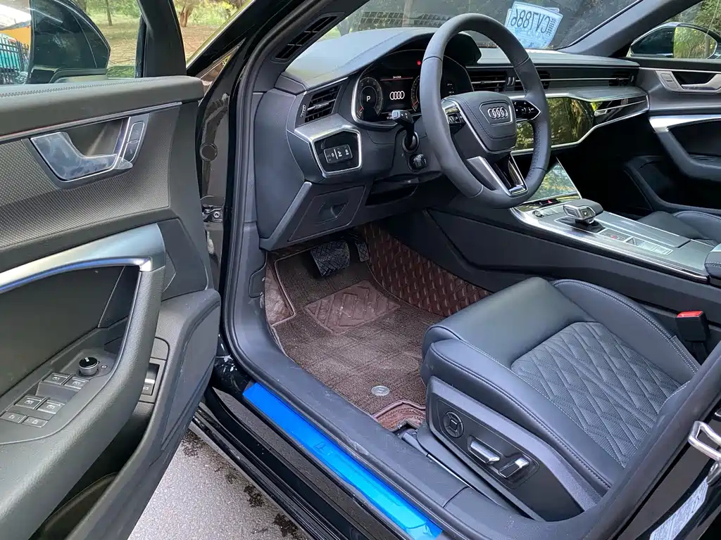 AUDI A6L 2025