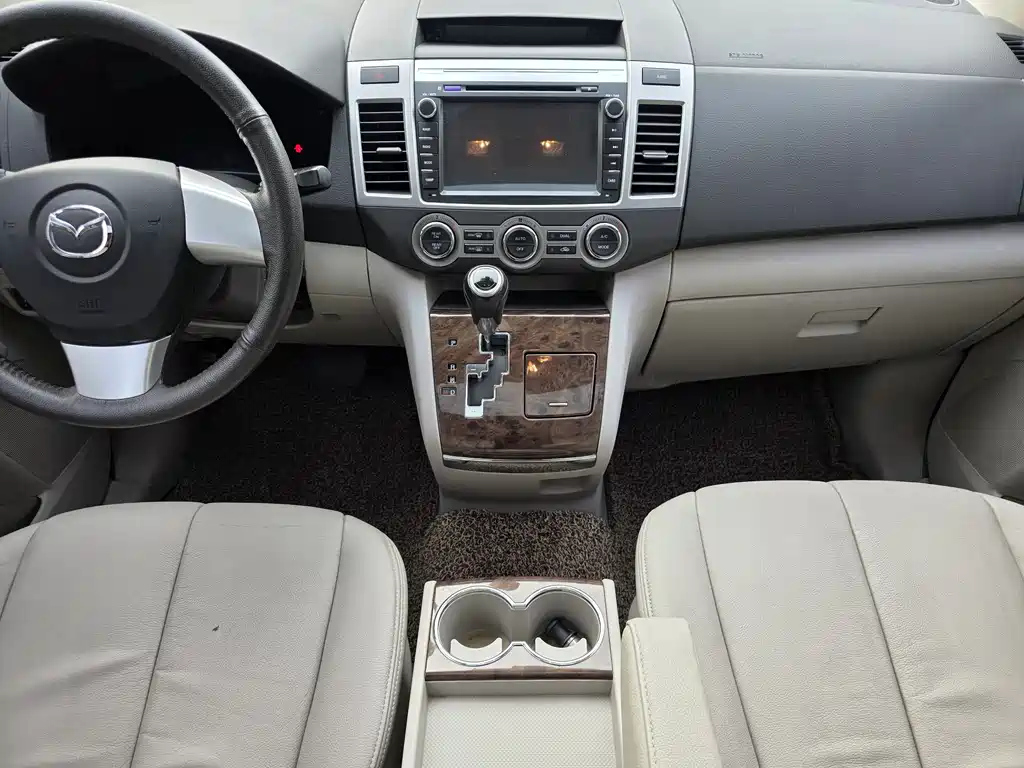 MAZDA 8 2013