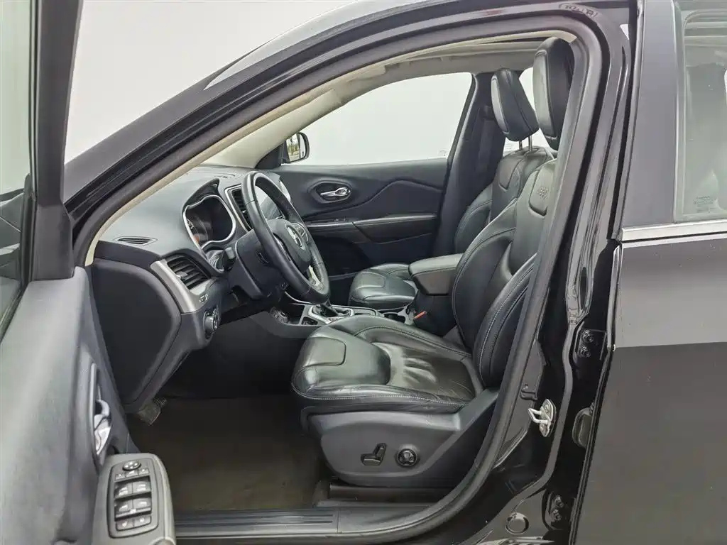 JEEP CHEROKEE 2016
