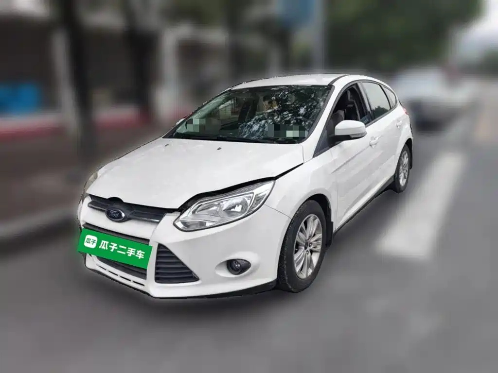 FORD FOCUS 2012