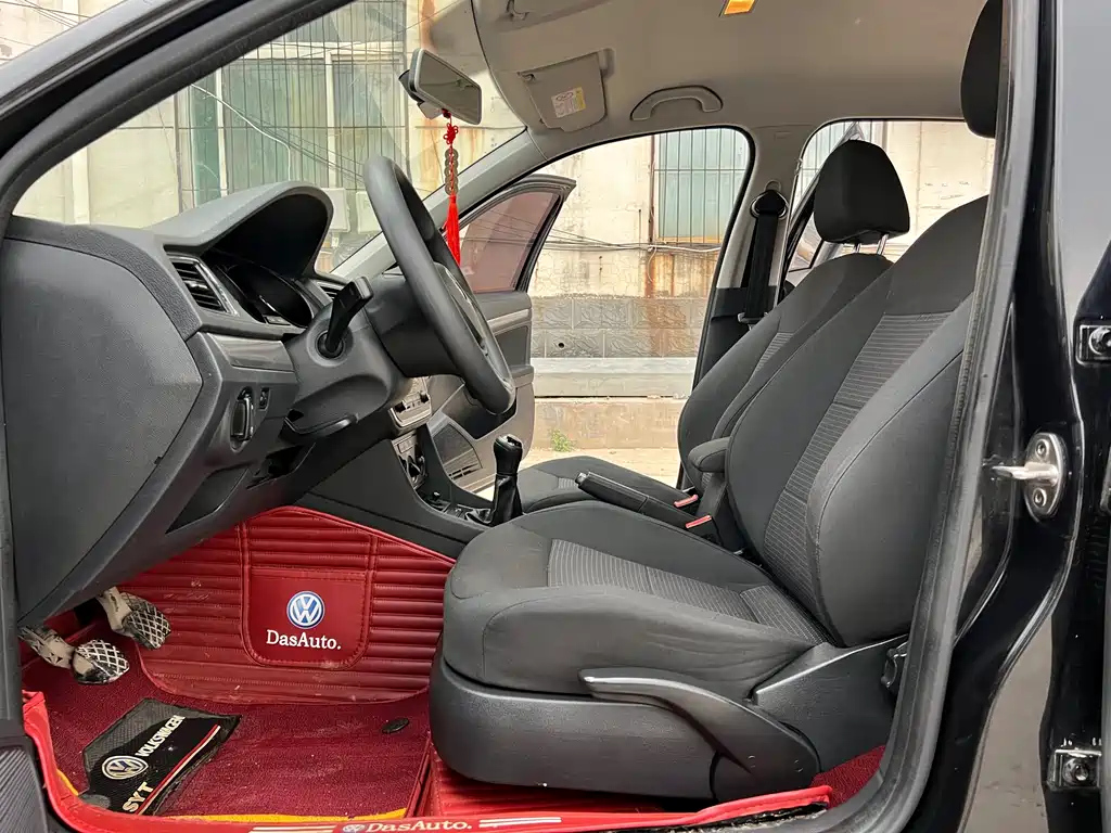 VOLKSWAGEN LAVIDA 2017