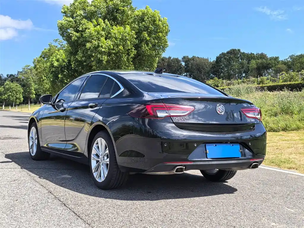 BUICK REGAL 2022