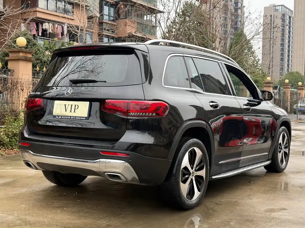MERCEDES BENZ GLB 2021