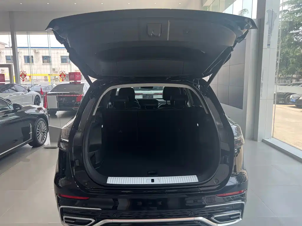 HONGQI HS5 2023