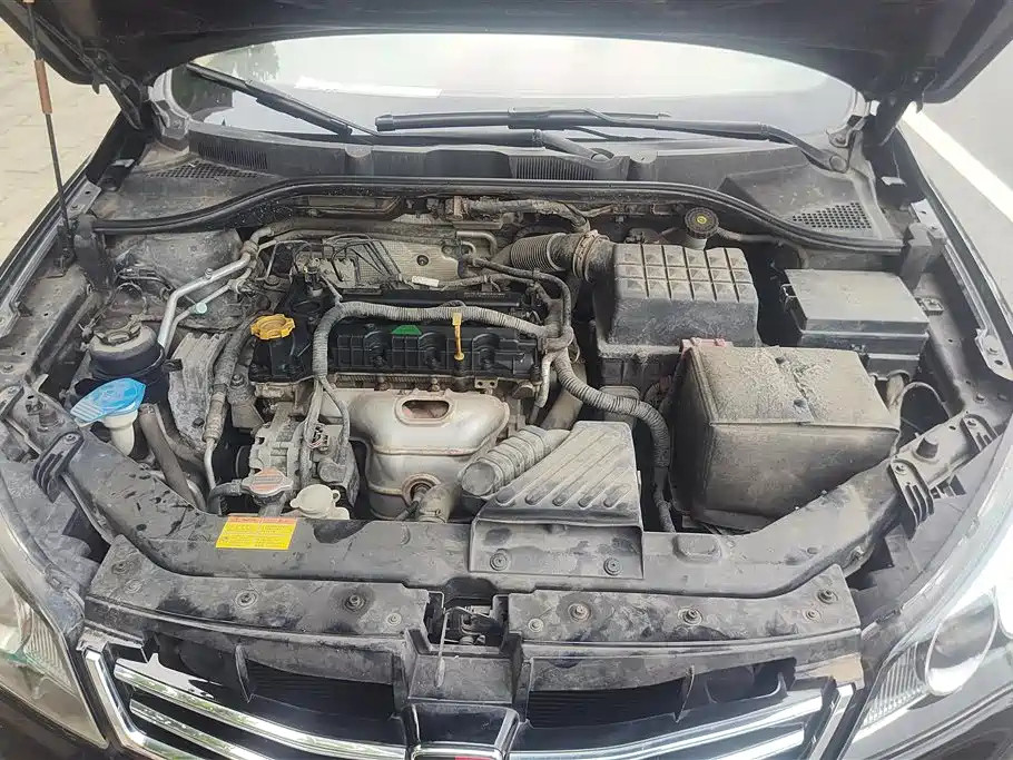 ROEWE 350 2015