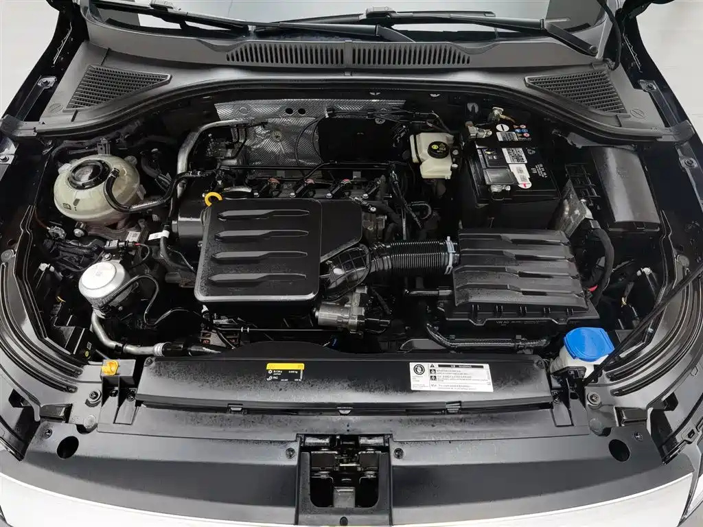 VOLKSWAGEN LAVIDA 2023