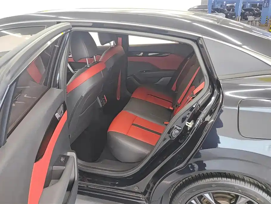 DONGFENG AEOLUS 2021