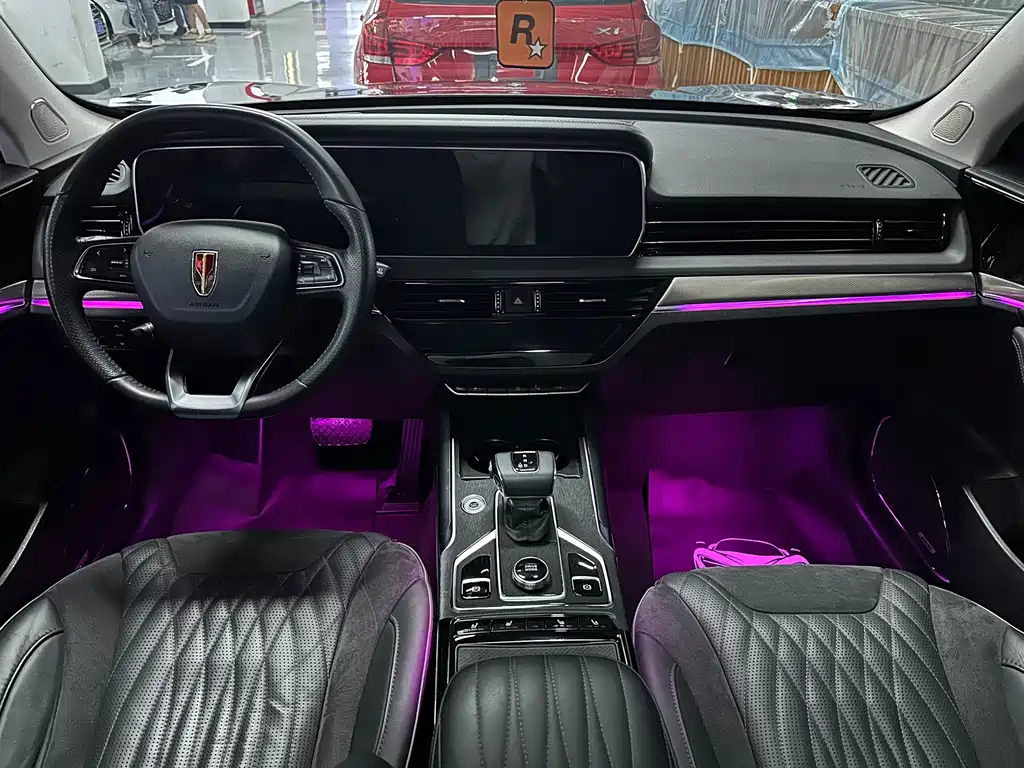 HONGQI HS5 2022