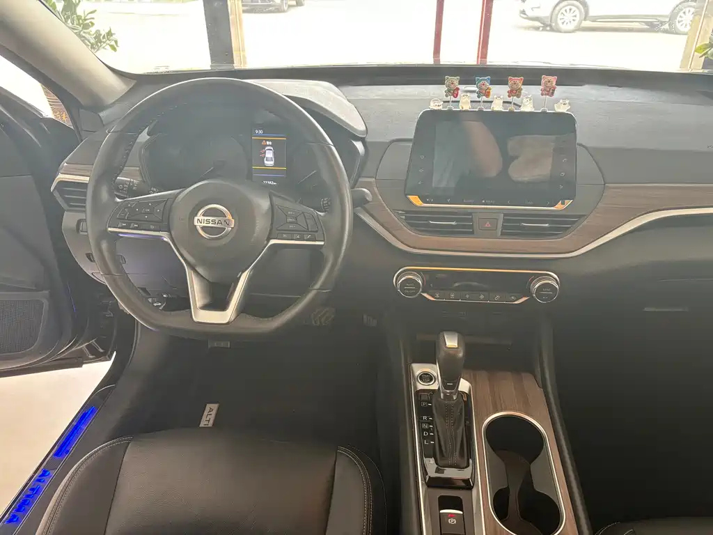 NISSAN TEANA 2022