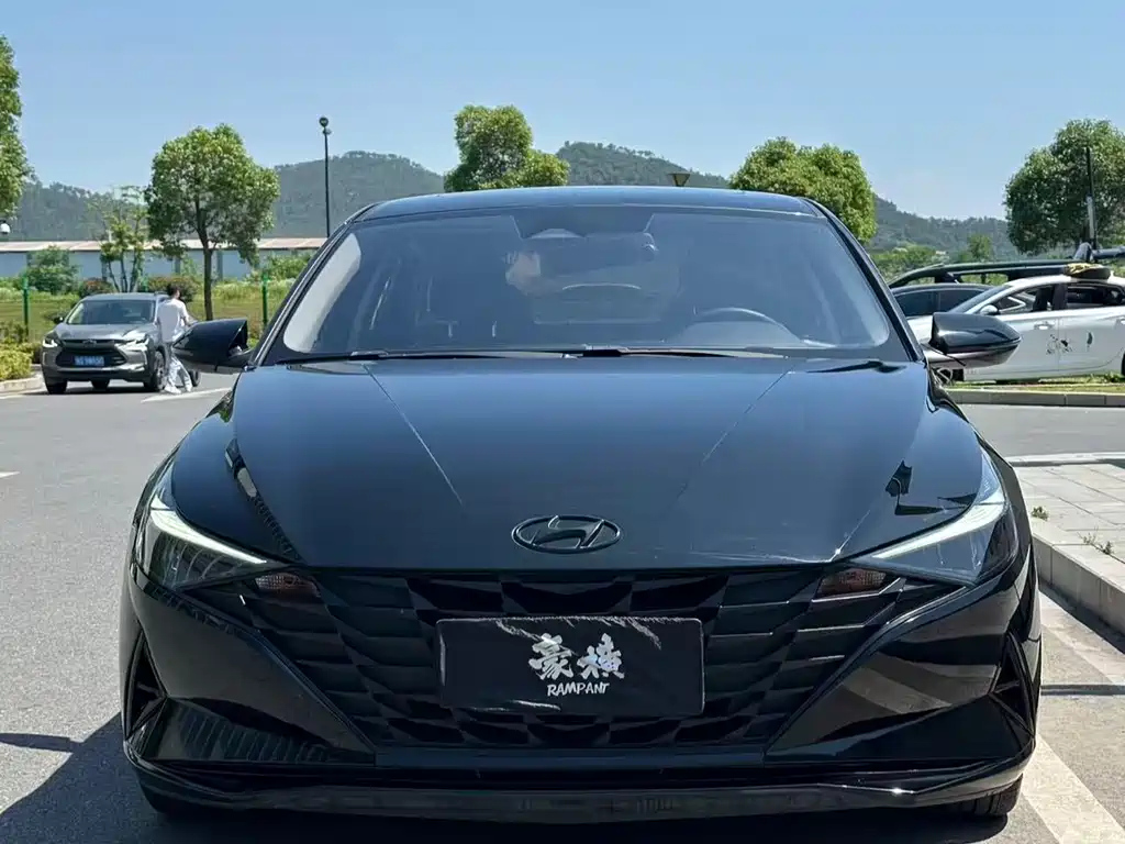 HYUNDAI ELANTRA 2022