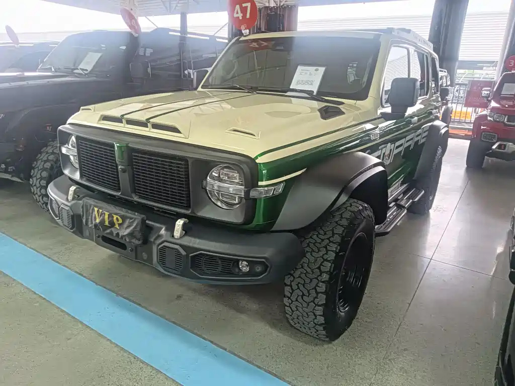 TANK 300 2021