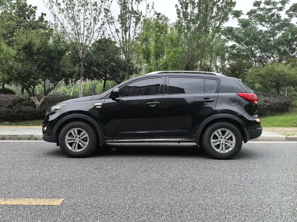 KIA SPORTAGE 2015