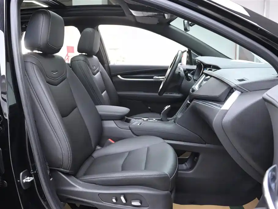 CADILLAC XT5 2023