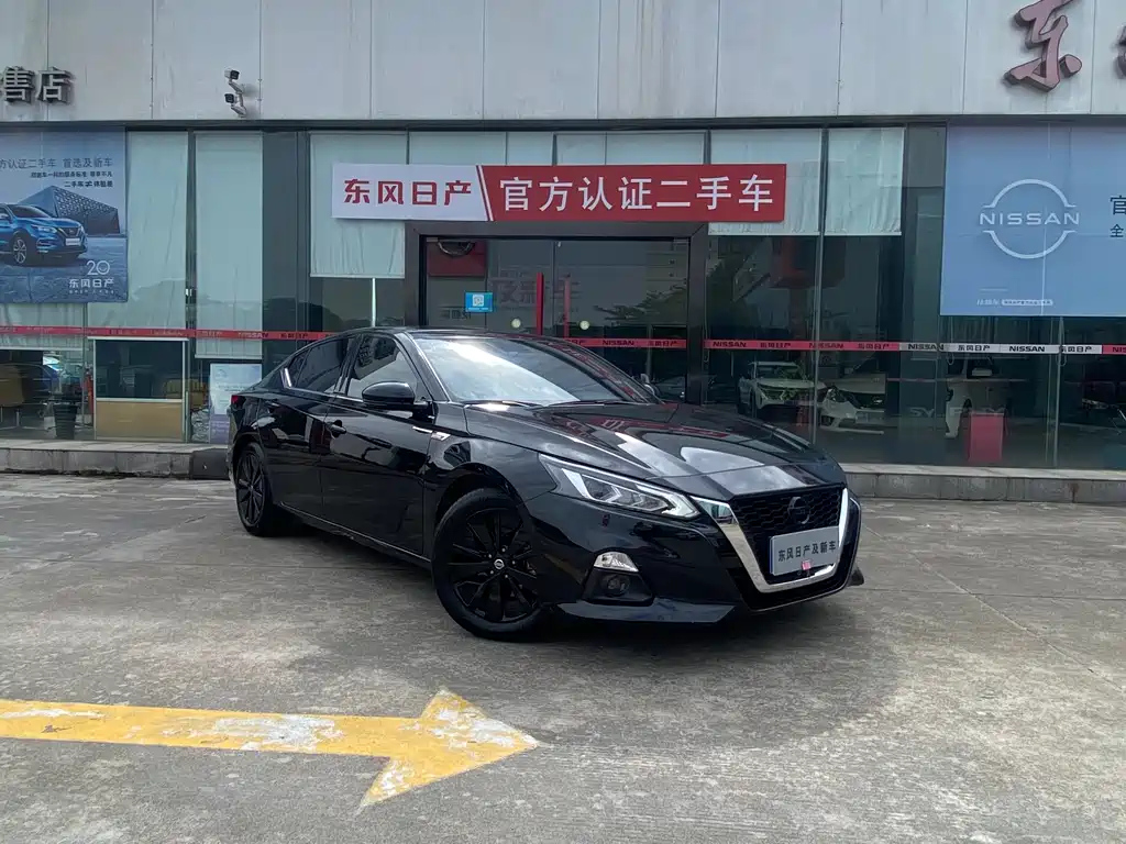 NISSAN TEANA 2022