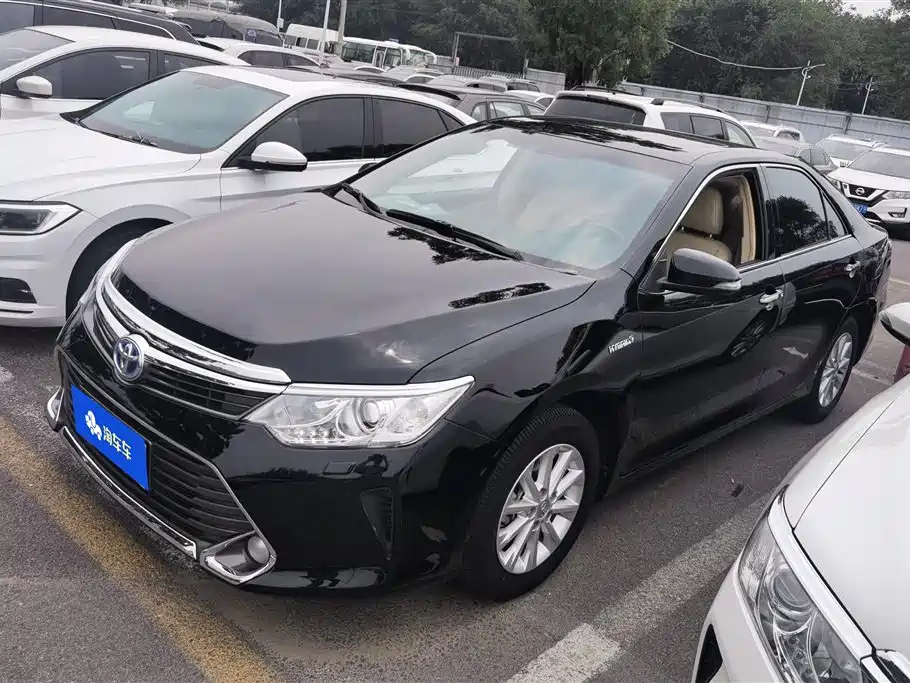 TOYOTA CAMRY 2016