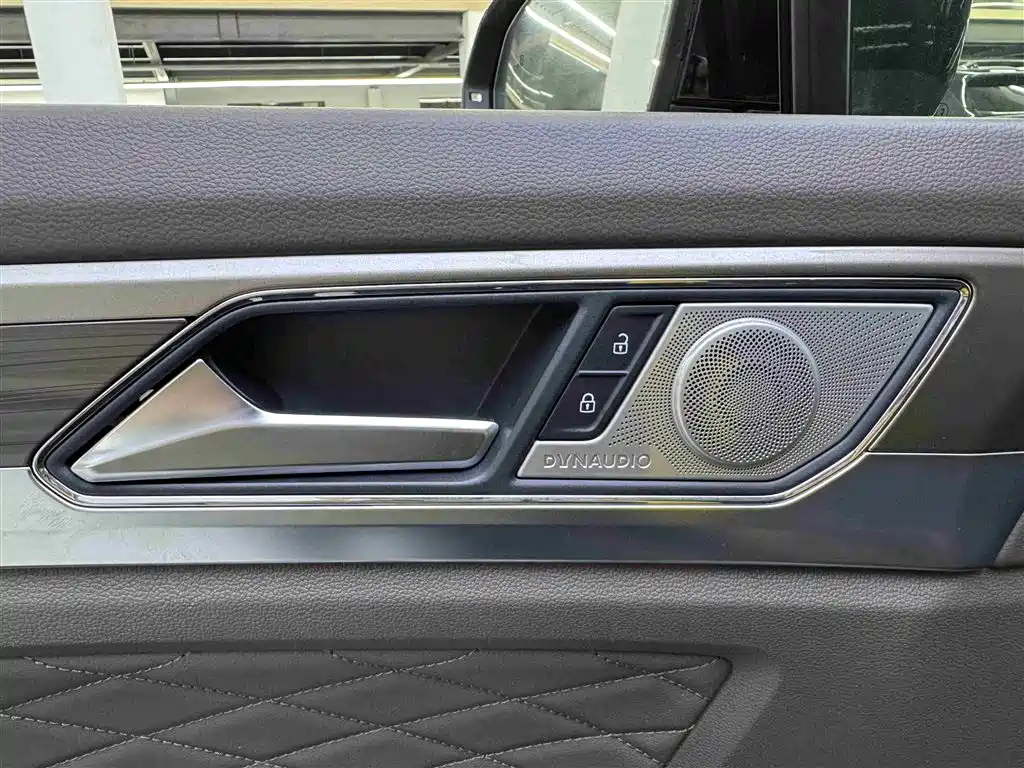 VOLKSWAGEN VILORAN 2020