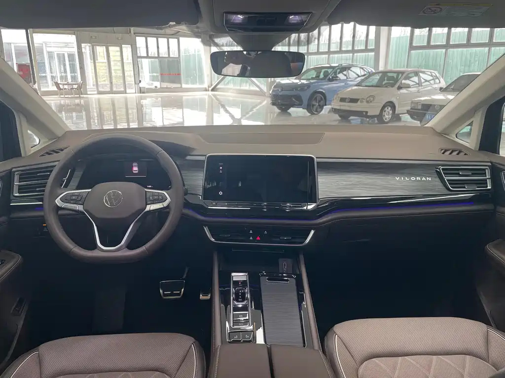 VOLKSWAGEN VILORAN 2024