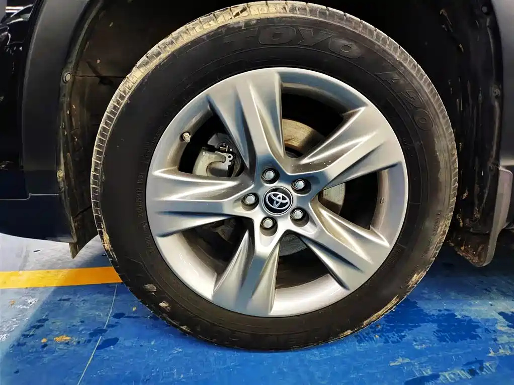TOYOTA HIGHLANDER 2018