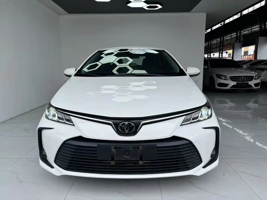 TOYOTA COROLLA 2019