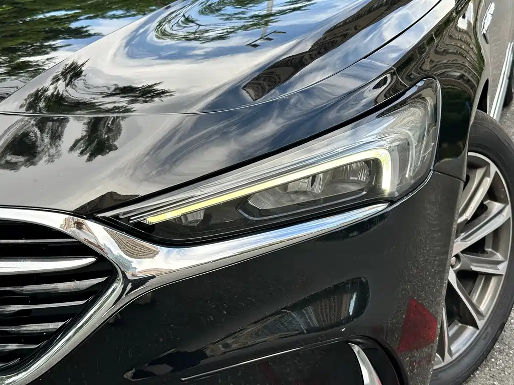 BUICK LACROSSE 2019