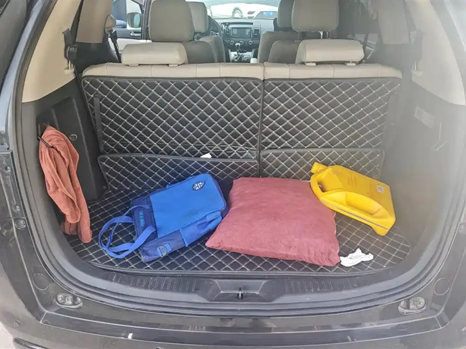 MAZDA 8 2015