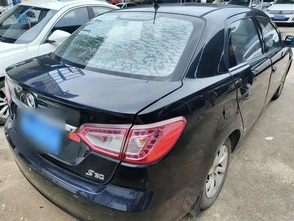 DONGFENG AEOLUS S30 2013