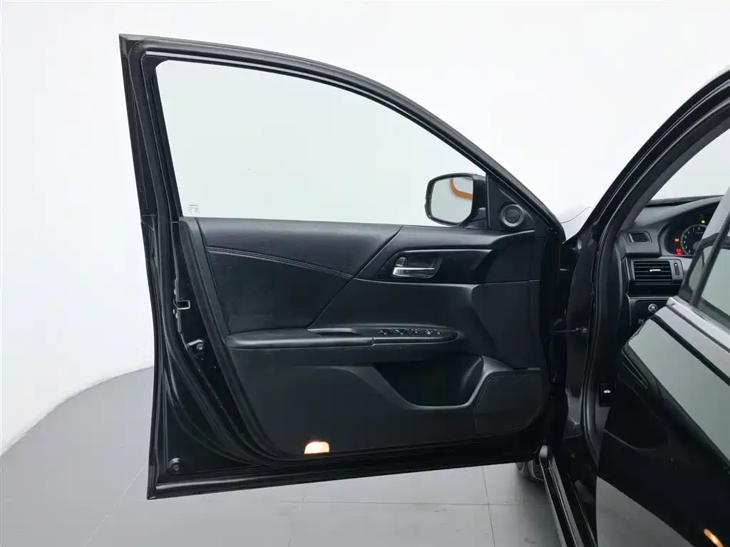 HONDA ACCORD 2016
