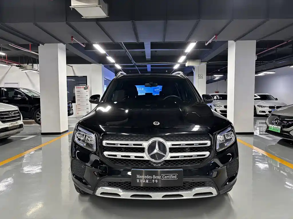 MERCEDES BENZ GLB 2023