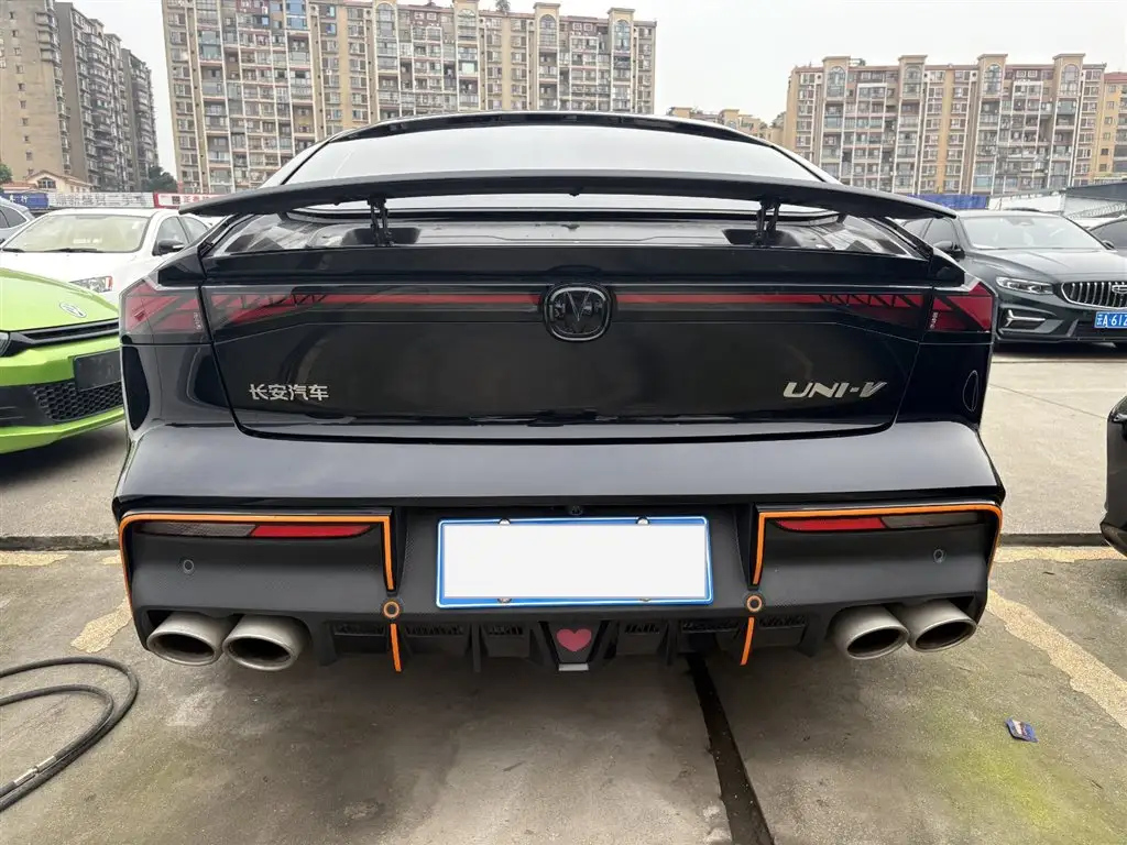CHANGAN UNI-V 2023