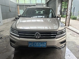 VOLKSWAGEN TIGUAN L 2018