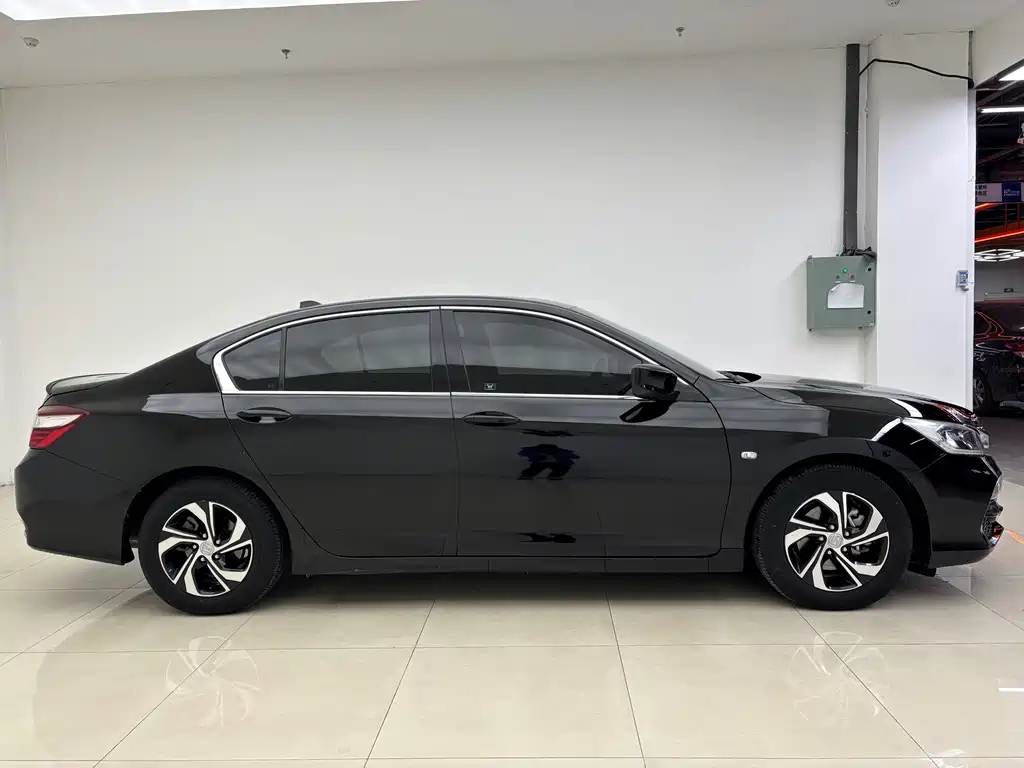 HONDA ACCORD 2016