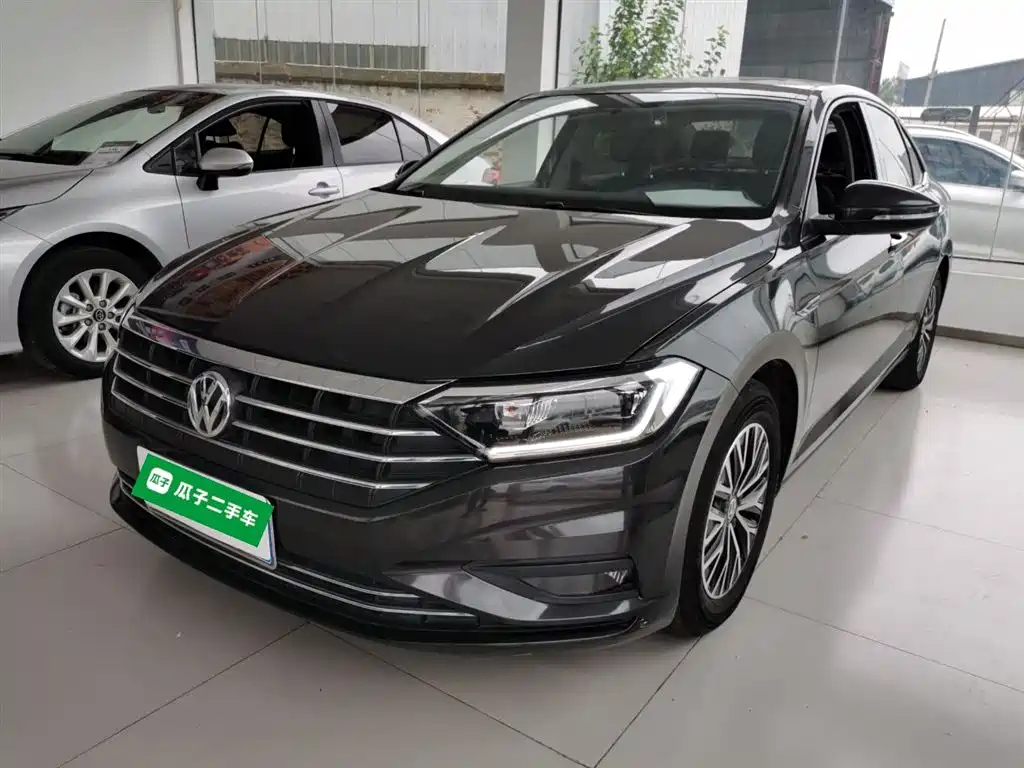 VOLKSWAGEN SAGITAR 2021