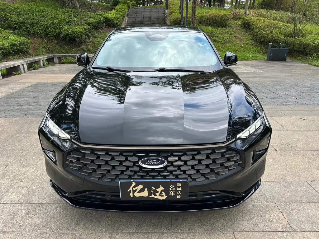 FORD MONDEO 2022
