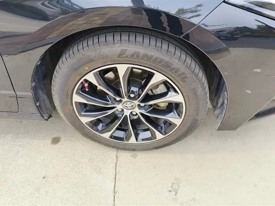 TOYOTA AVALON 2023