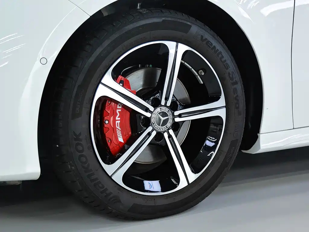 MERCEDES BENZ A-CLASS 2024