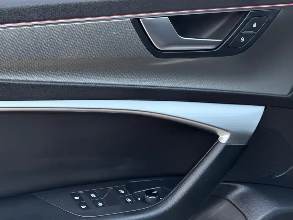 AUDI A6L 2021