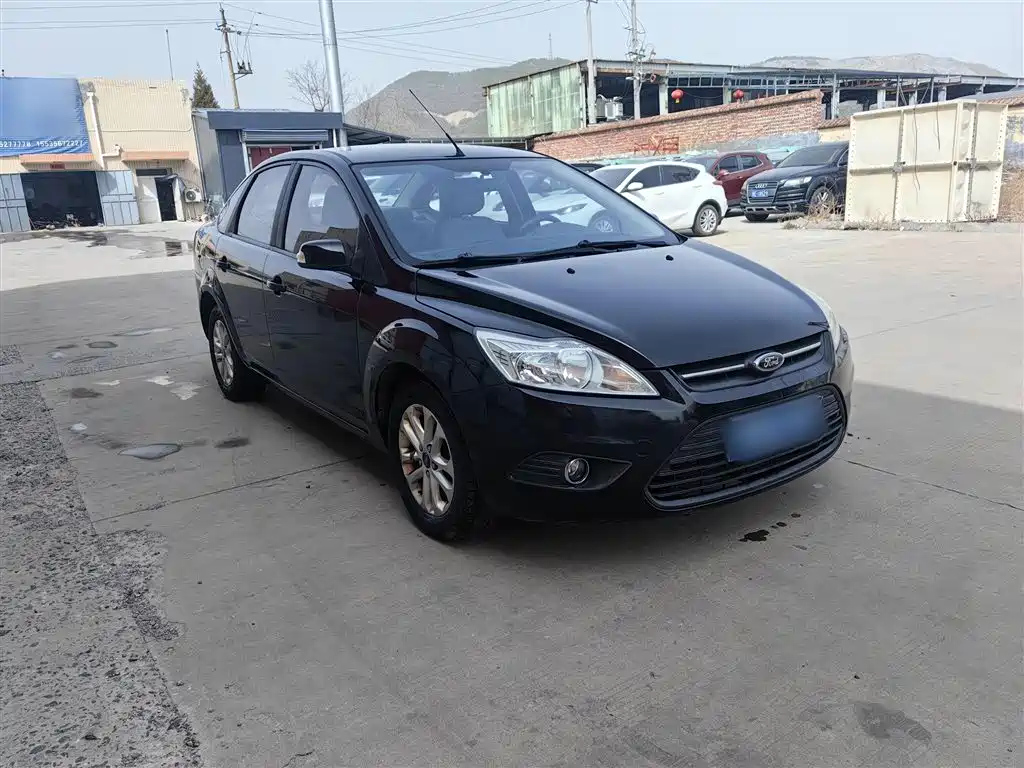 FORD FOCUS 2013
