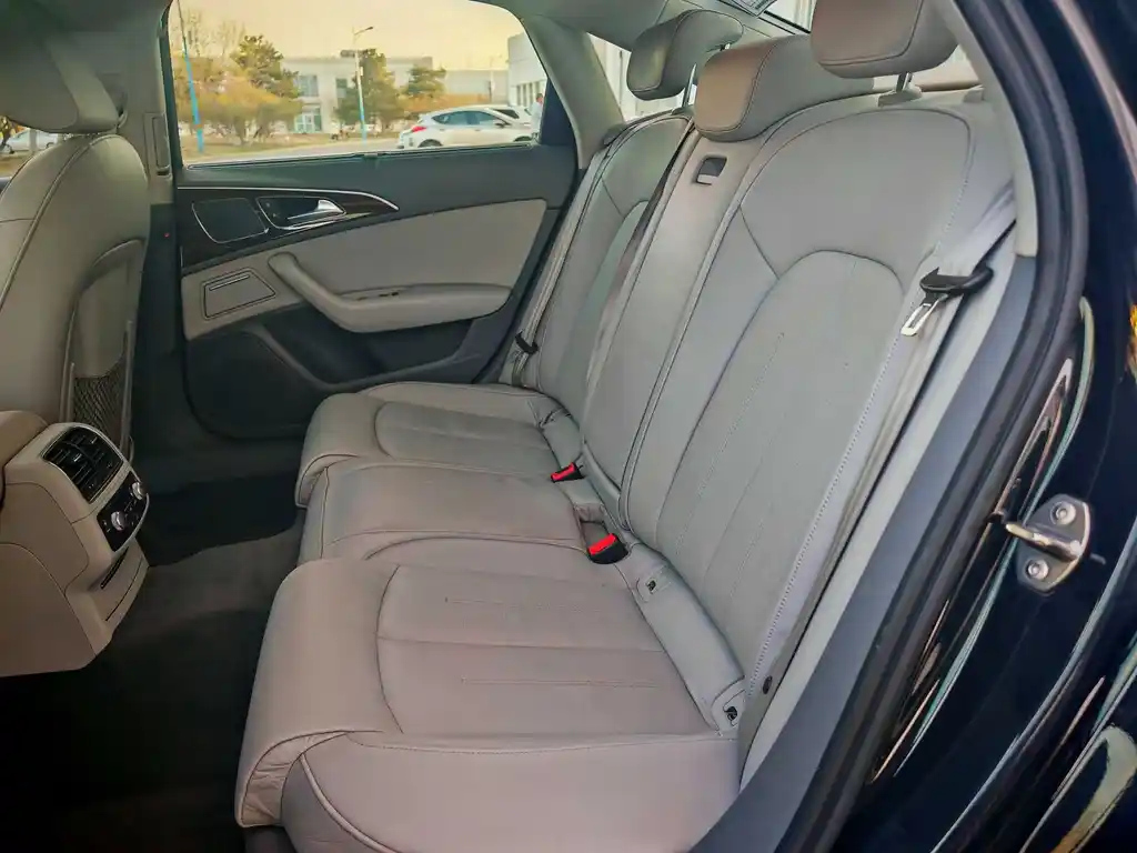 AUDI A6L 2014