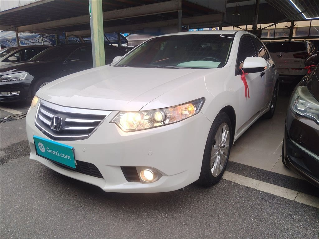 HONDA SI PLATINUM 2013