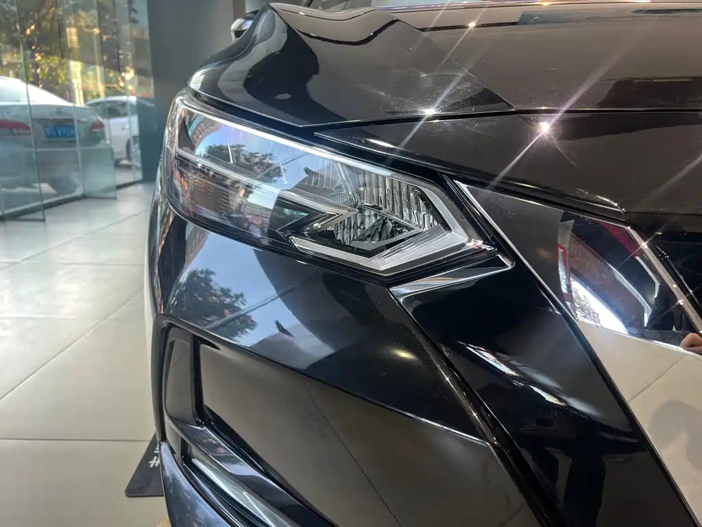 NISSAN SYLPHY 2021