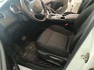 PEUGEOT 3008  2015 YEAR 2.0L AUTOMATIC CLASSIC EDITION 2015