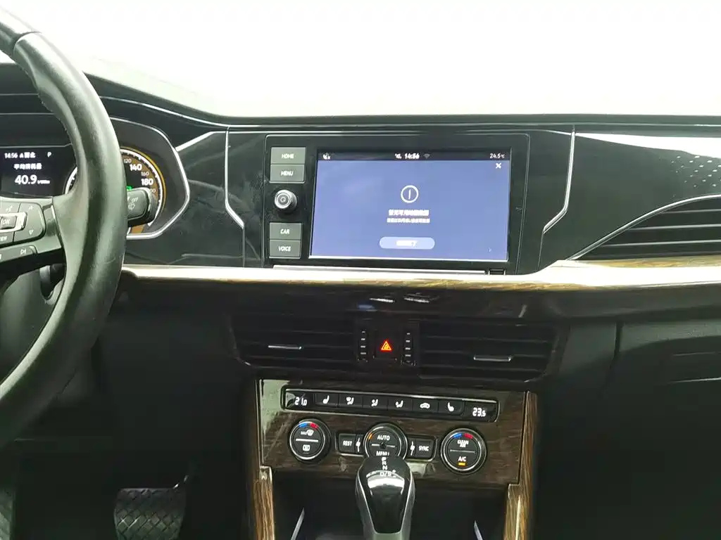 VOLKSWAGEN PASSAT 2019