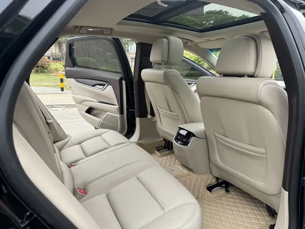 CADILLAC XTS 2014