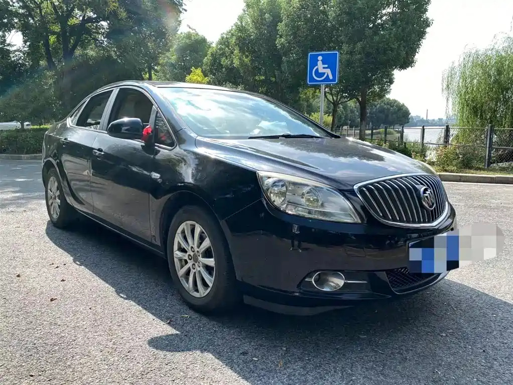 BUICK EXCELLE 2011