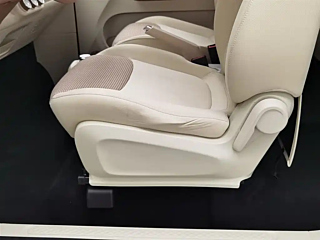 SGMW HONGGUANG MINIEV  2024 YEAR  3  215KM  EDITION 2024