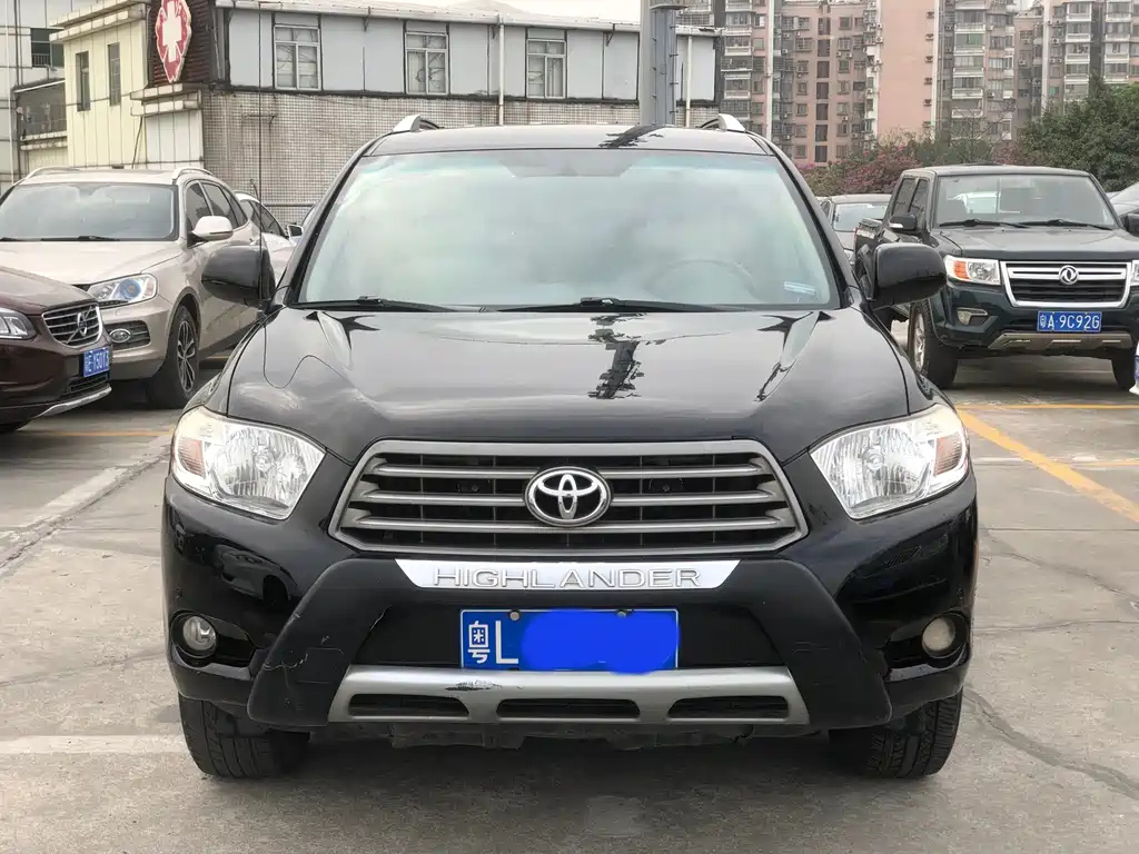 TOYOTA HIGHLANDER 2010
