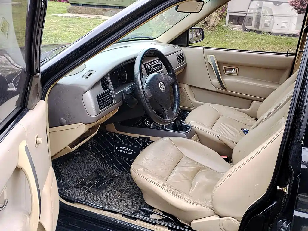 VOLKSWAGEN OTHER 2010