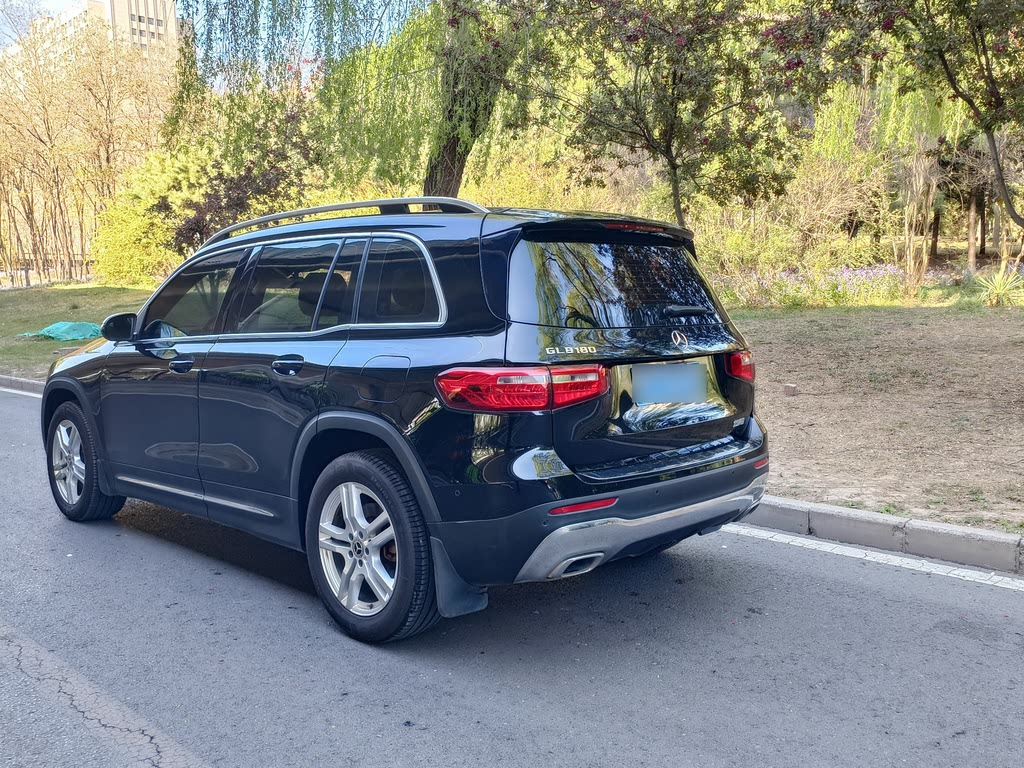 MERCEDES BENZ GLB 2020