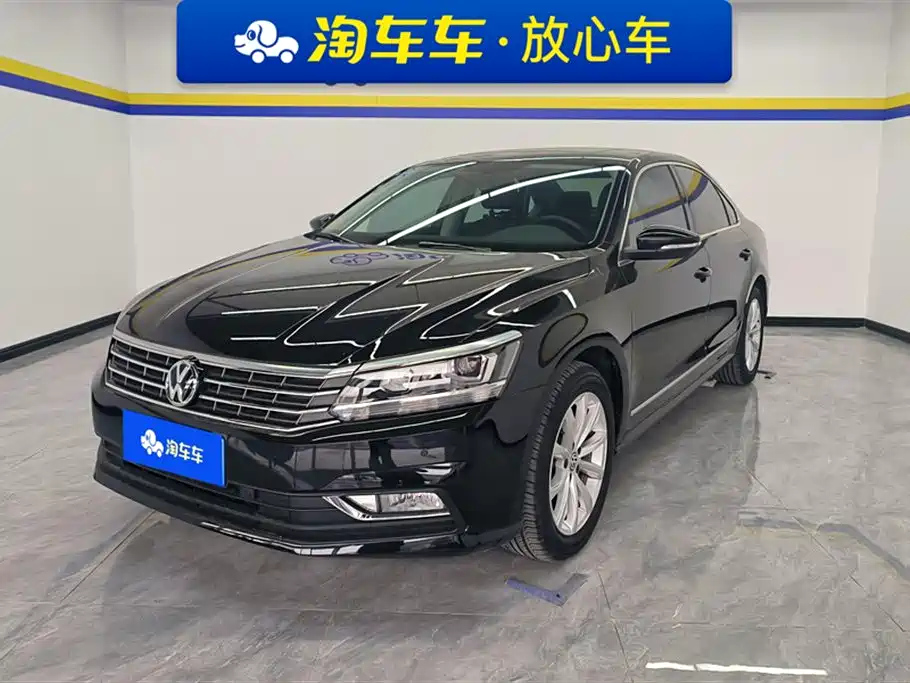 VOLKSWAGEN PASSAT 2017