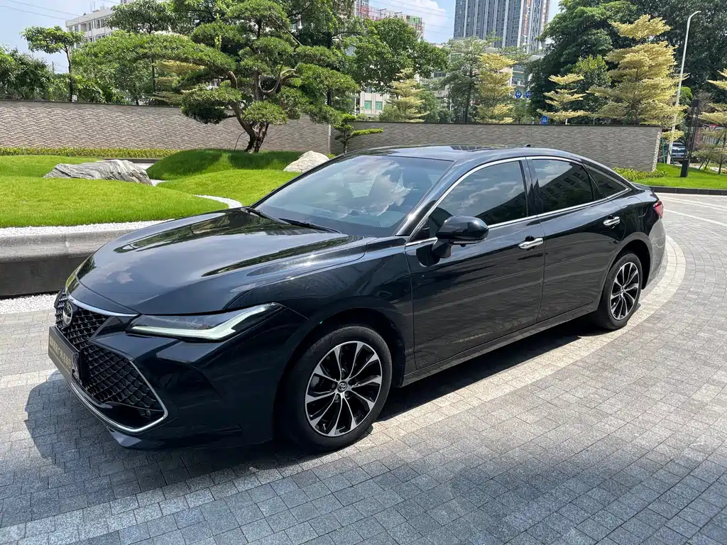 TOYOTA AVALON 2022